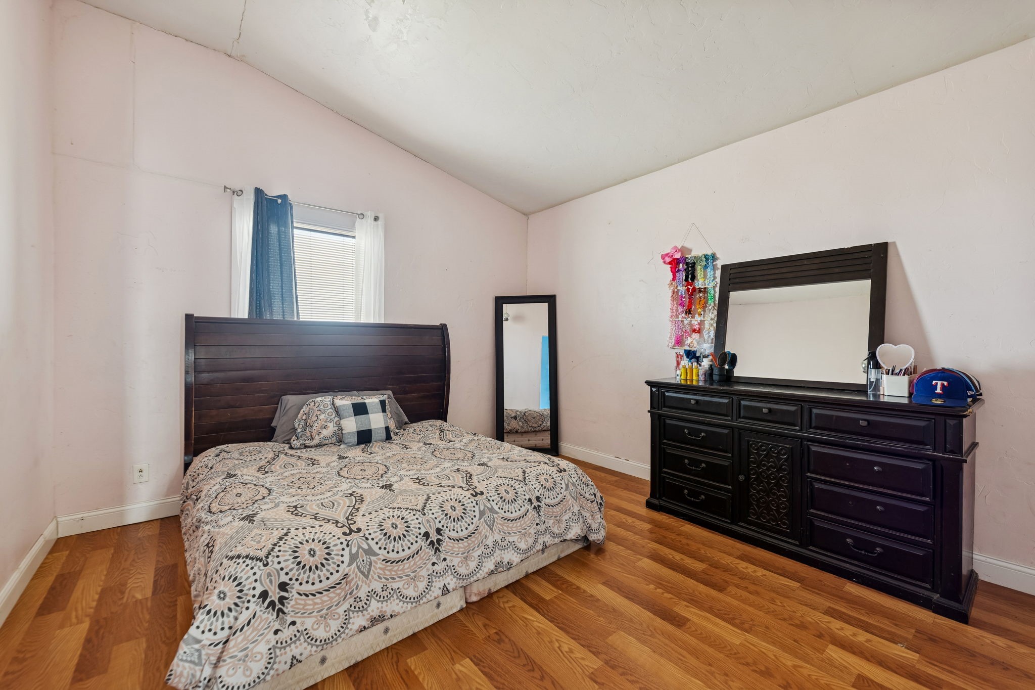 3932 County Road 911 Joshua TX 76058