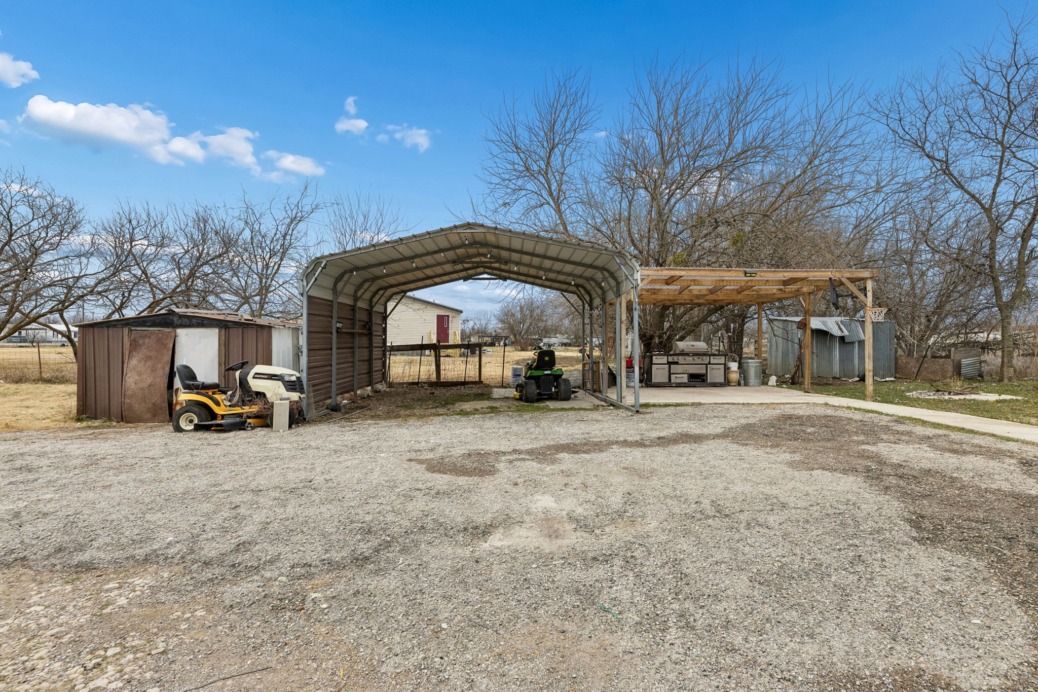 3932 County Road 911 Joshua TX 76058
