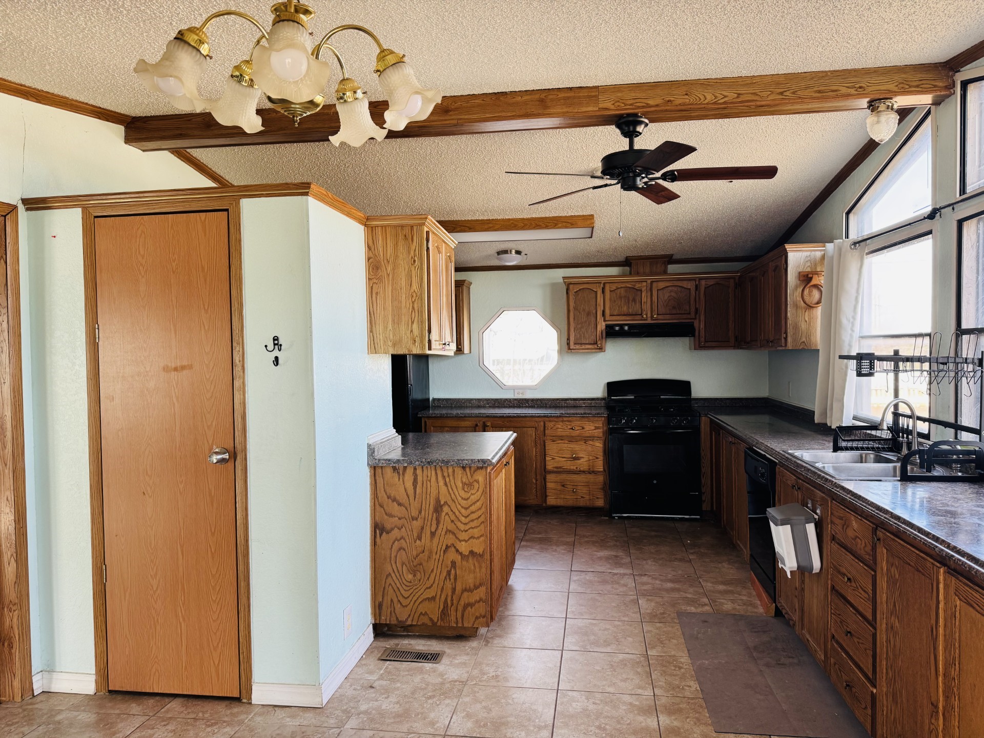 600 Temple Hall Highway Granbury TX 76049