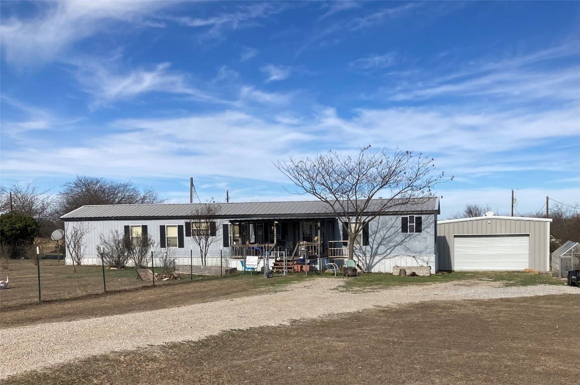 258 Strawberry Lane Rhome TX 76078