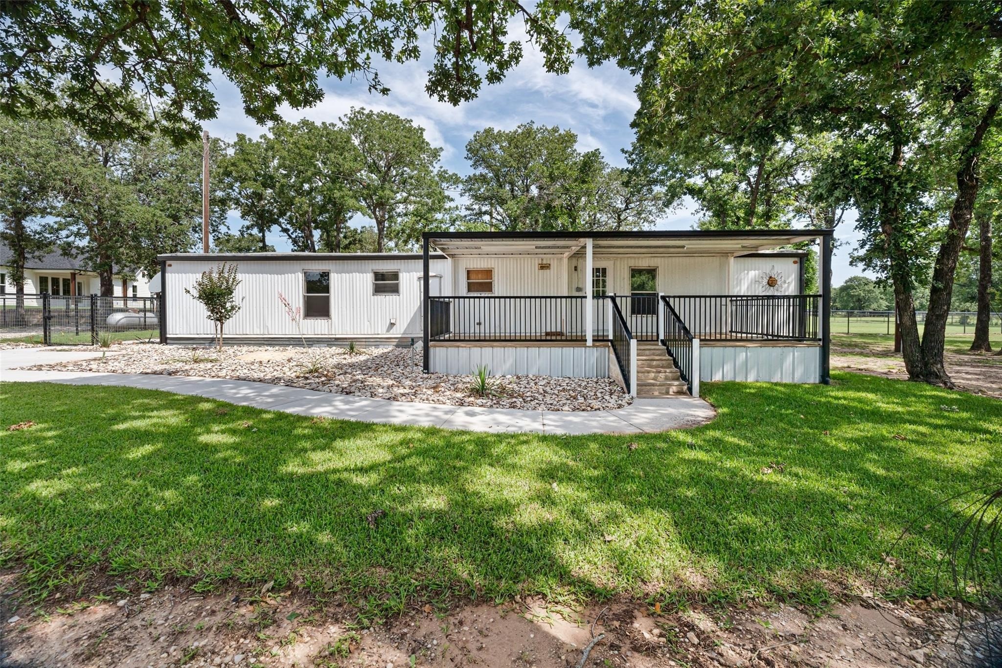 7418 Paluxy Highway Tolar TX 76476