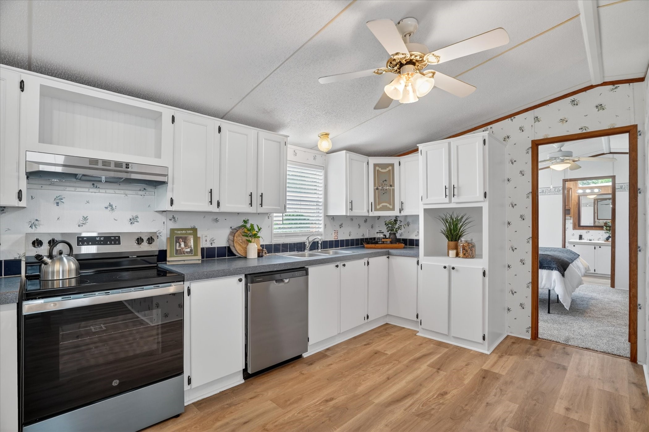 4434 Wildwood Circle Granbury TX 76049