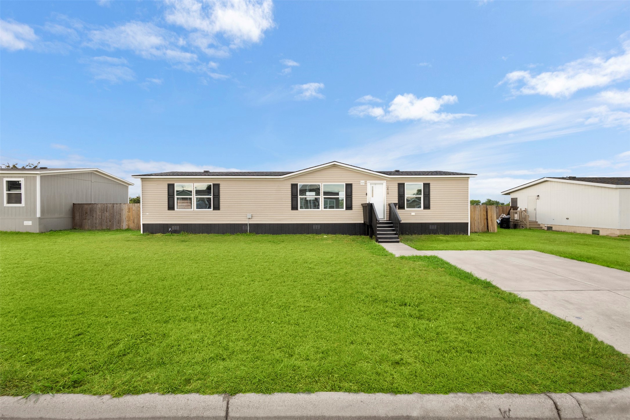 1418 Smooth Stone Drive Cleburne TX 76033