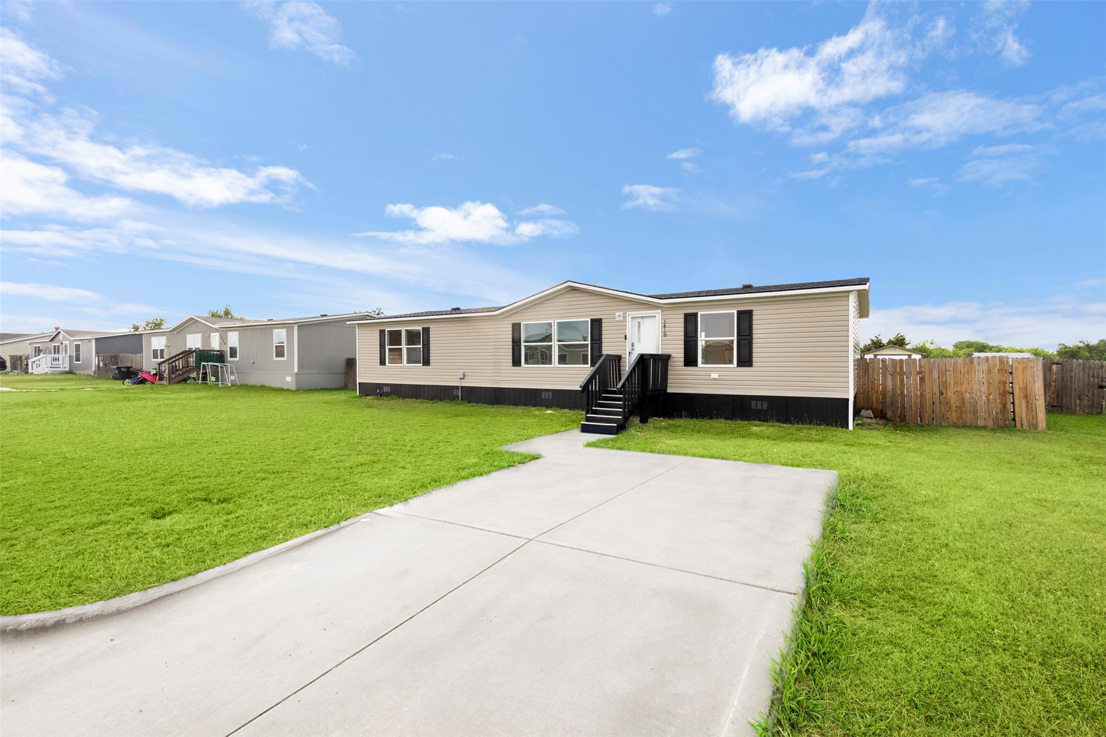 1418 Smooth Stone Drive Cleburne TX 76033