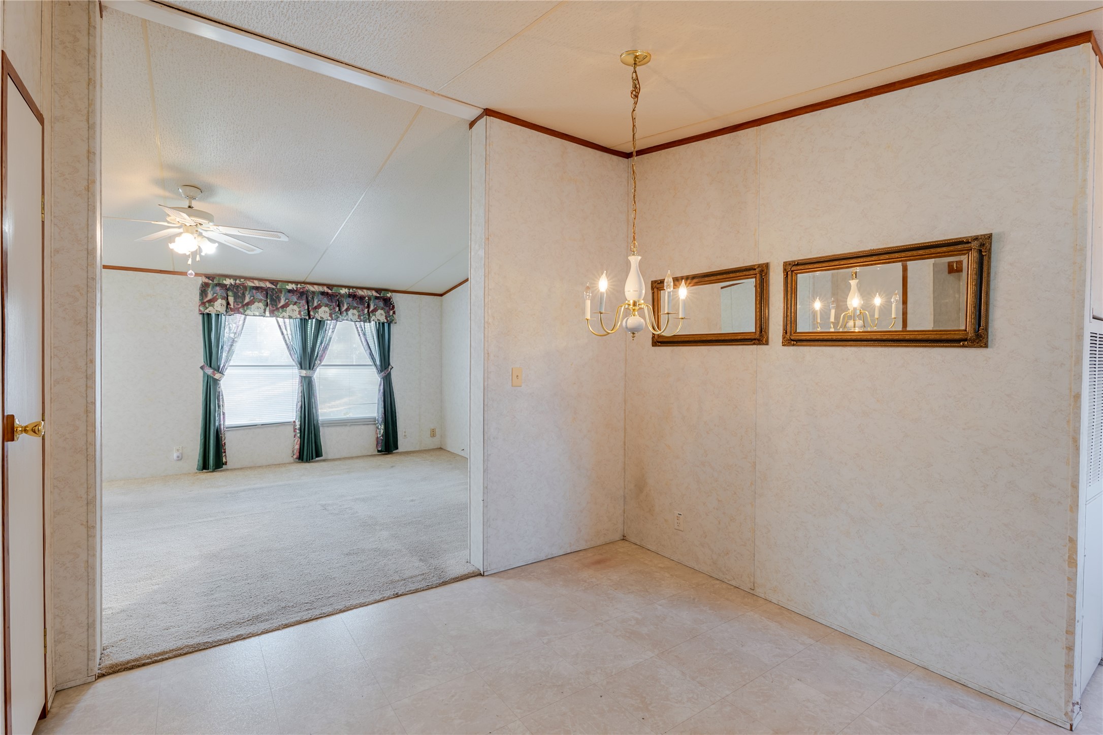 3233 Deer Path Lane Weatherford TX 76085