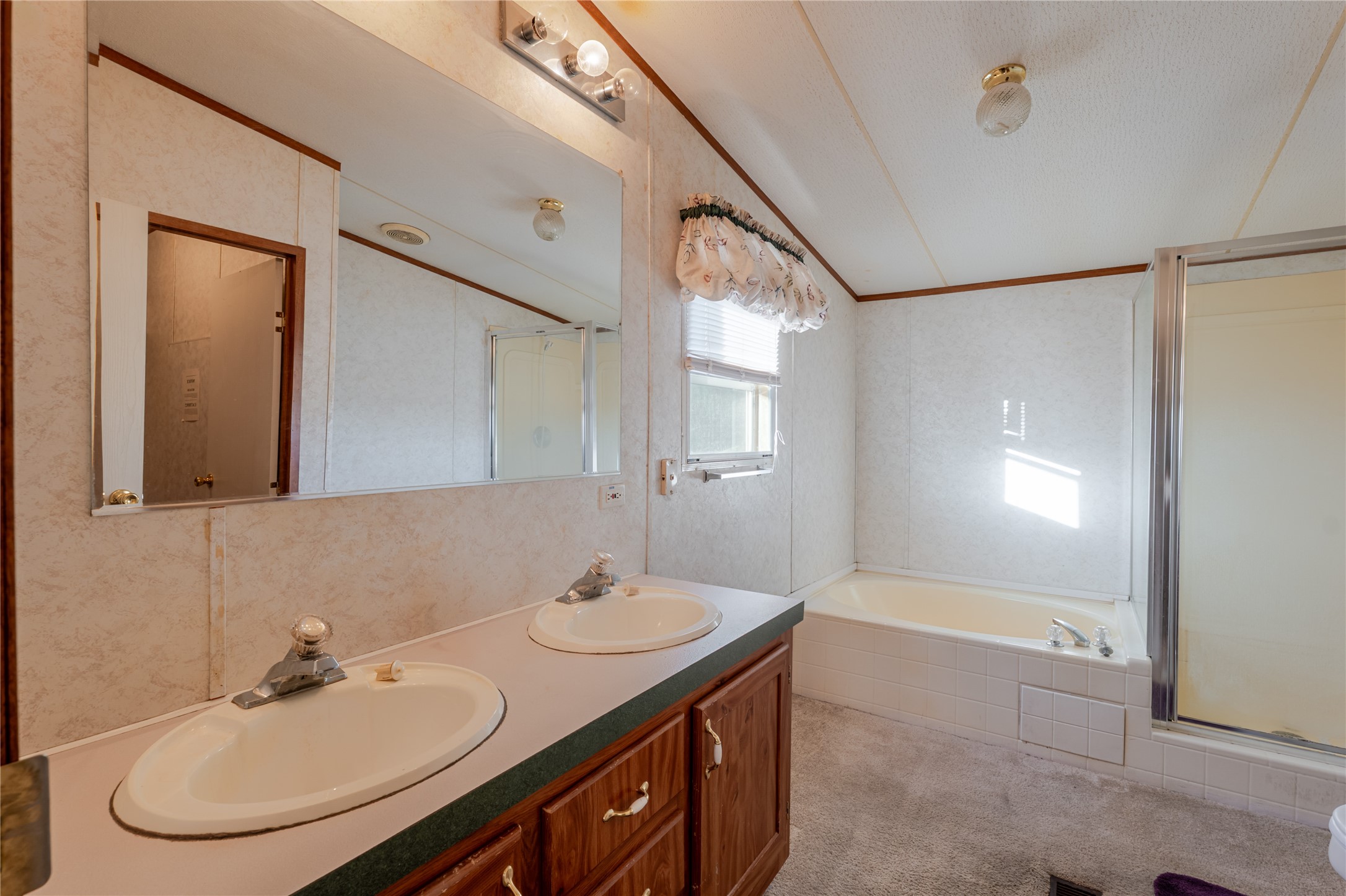 3233 Deer Path Lane Weatherford TX 76085