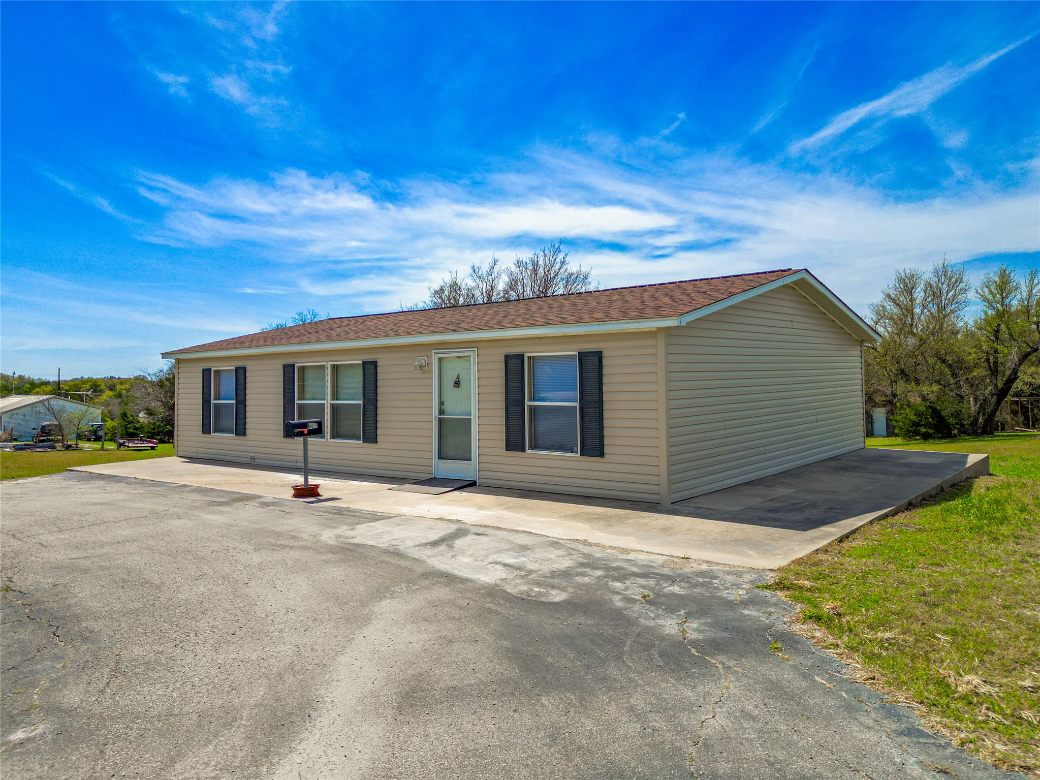 3233 Deer Path Lane Weatherford TX 76085