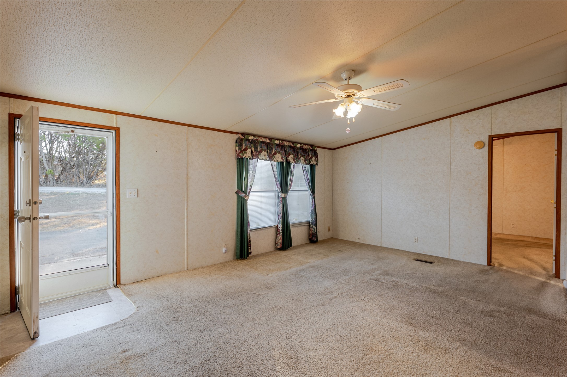 3233 Deer Path Lane Weatherford TX 76085