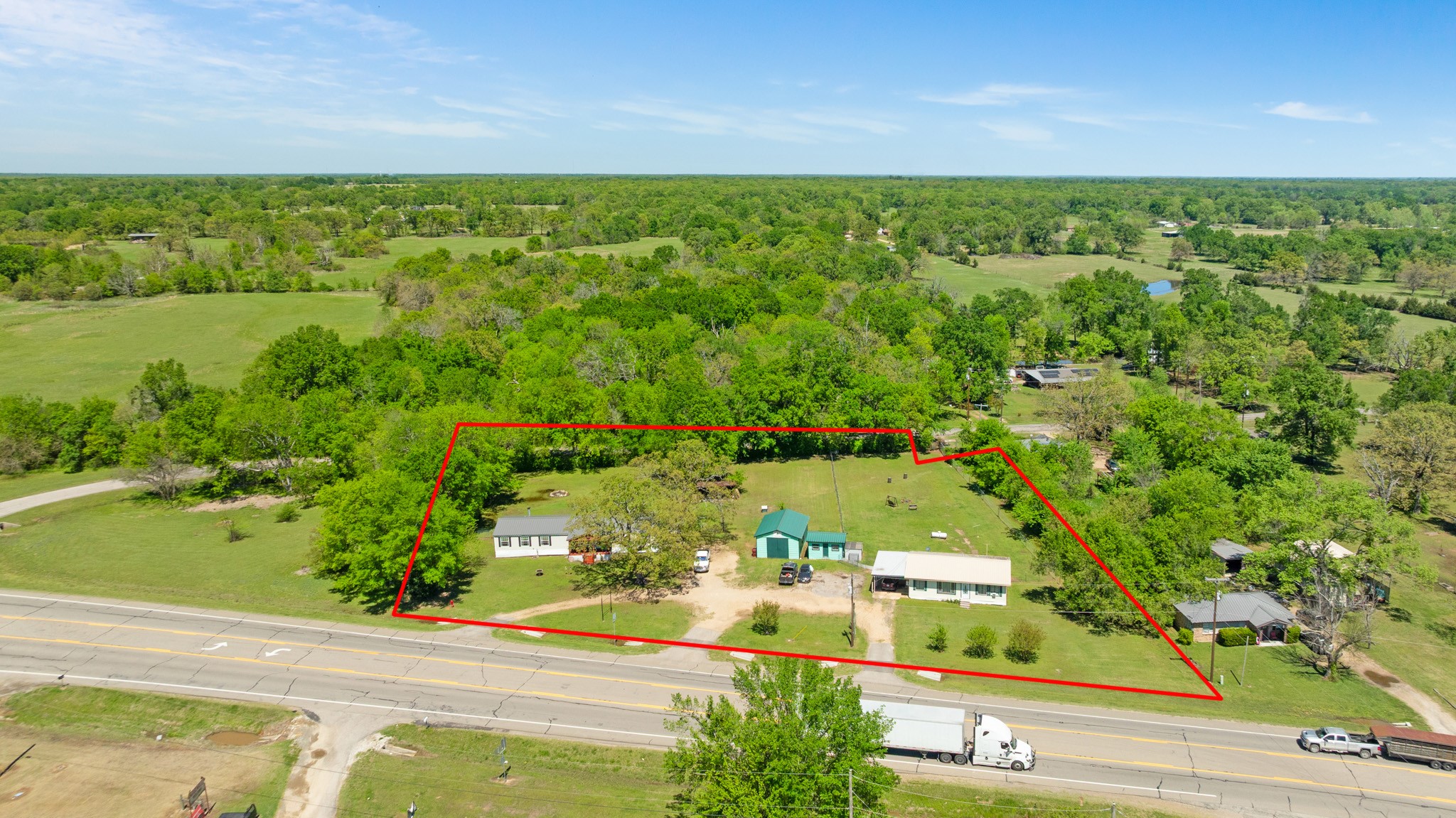 1530 W Front Street Blossom TX 75416