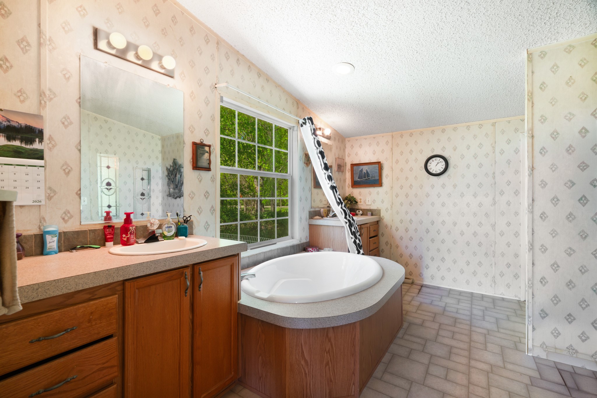 1530 W Front Street Blossom TX 75416