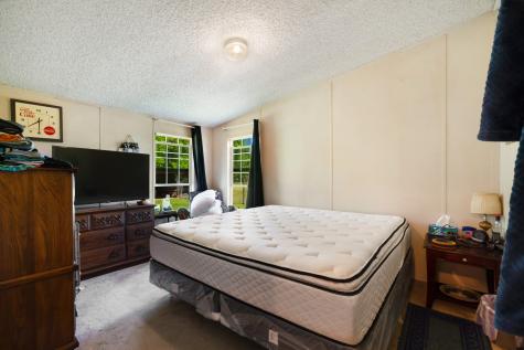 1530 W Front Street Blossom TX 75416