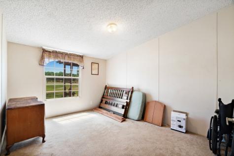 1530 W Front Street Blossom TX 75416