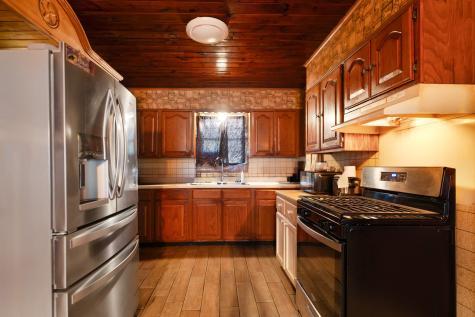1530 W Front Street Blossom TX 75416