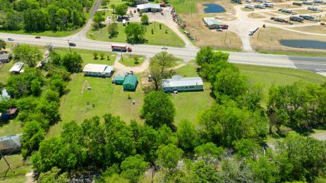 1530 W Front Street Blossom TX 75416