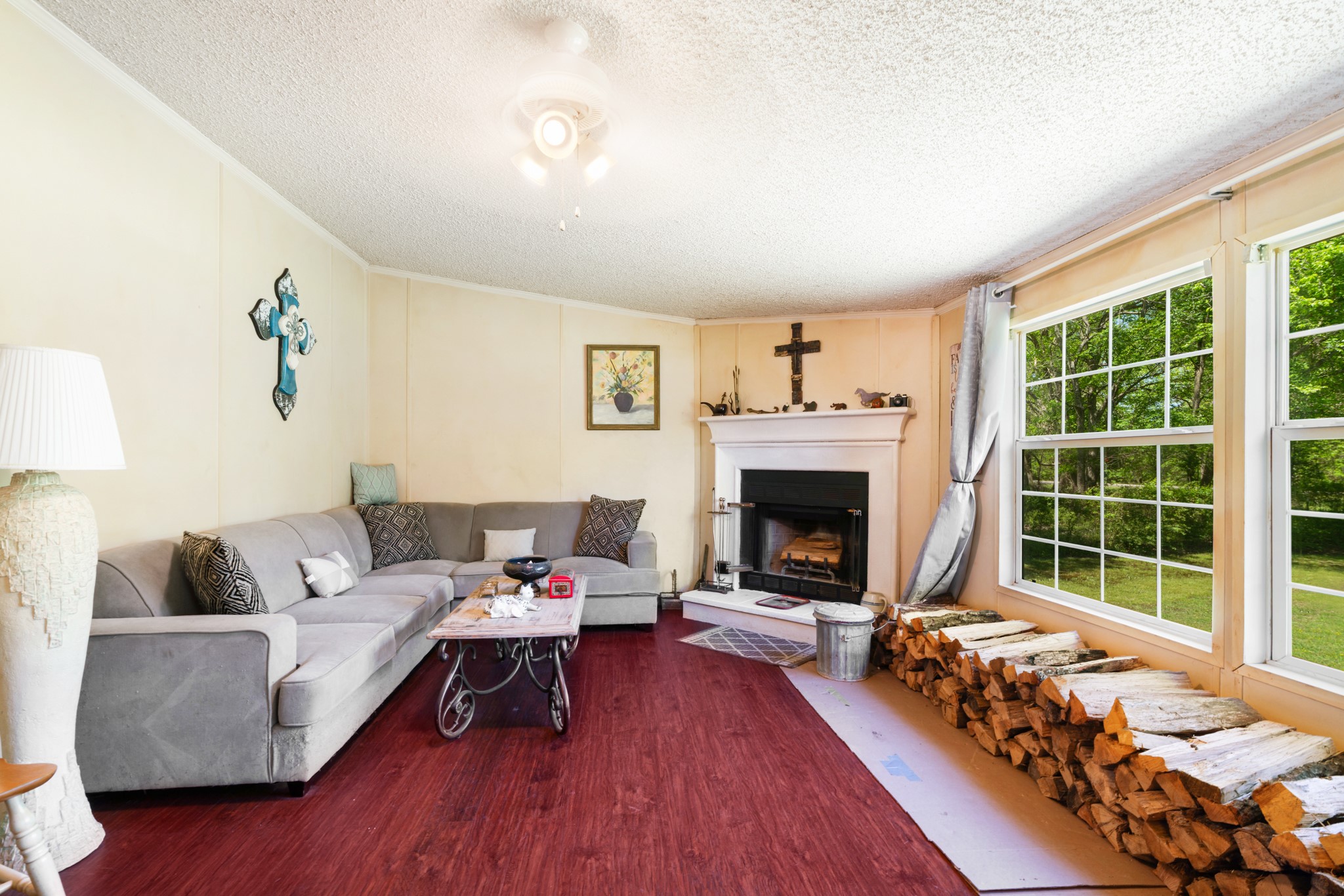 1530 W Front Street Blossom TX 75416