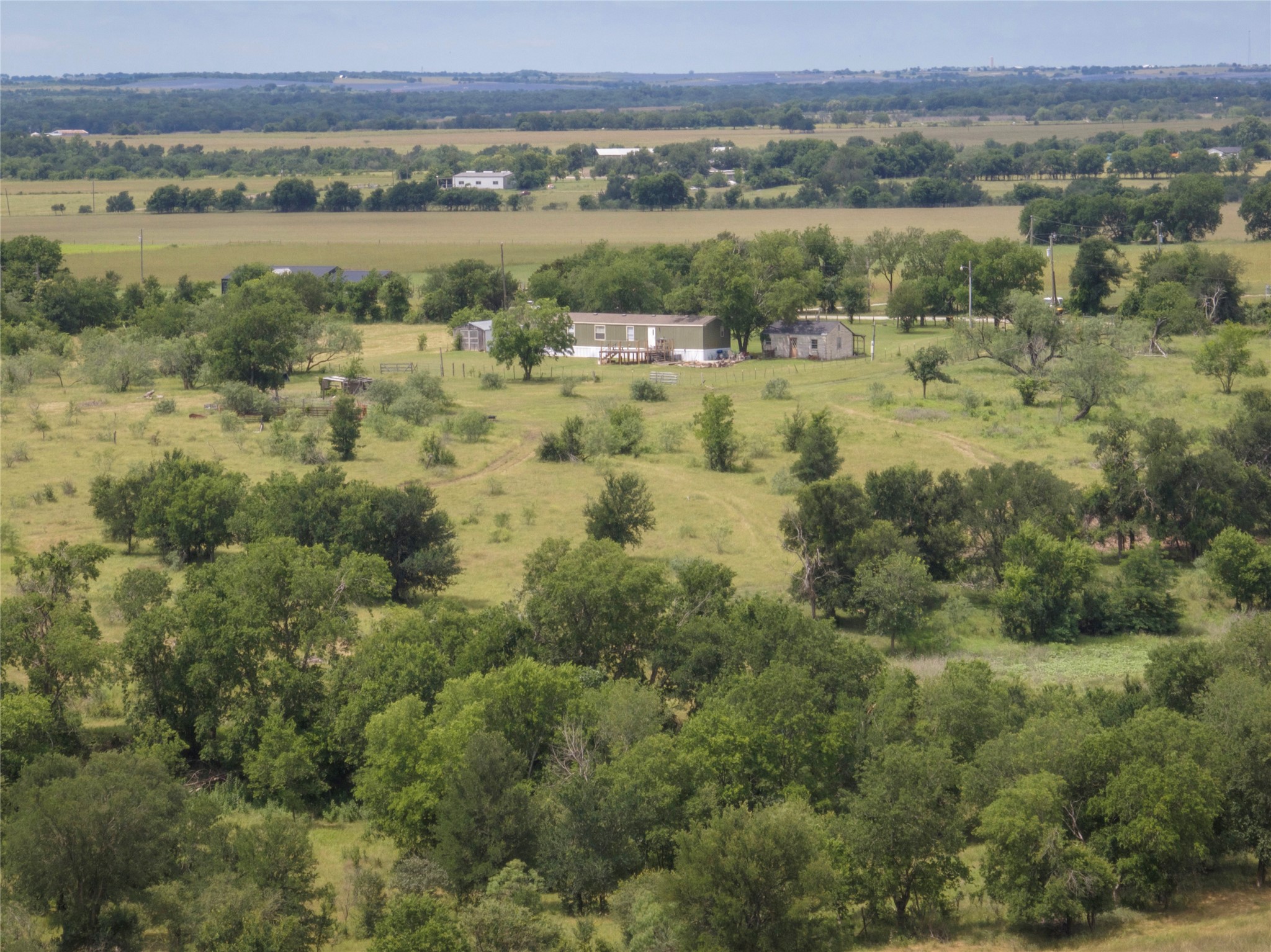 204 County Road 443 Chilton TX 76524