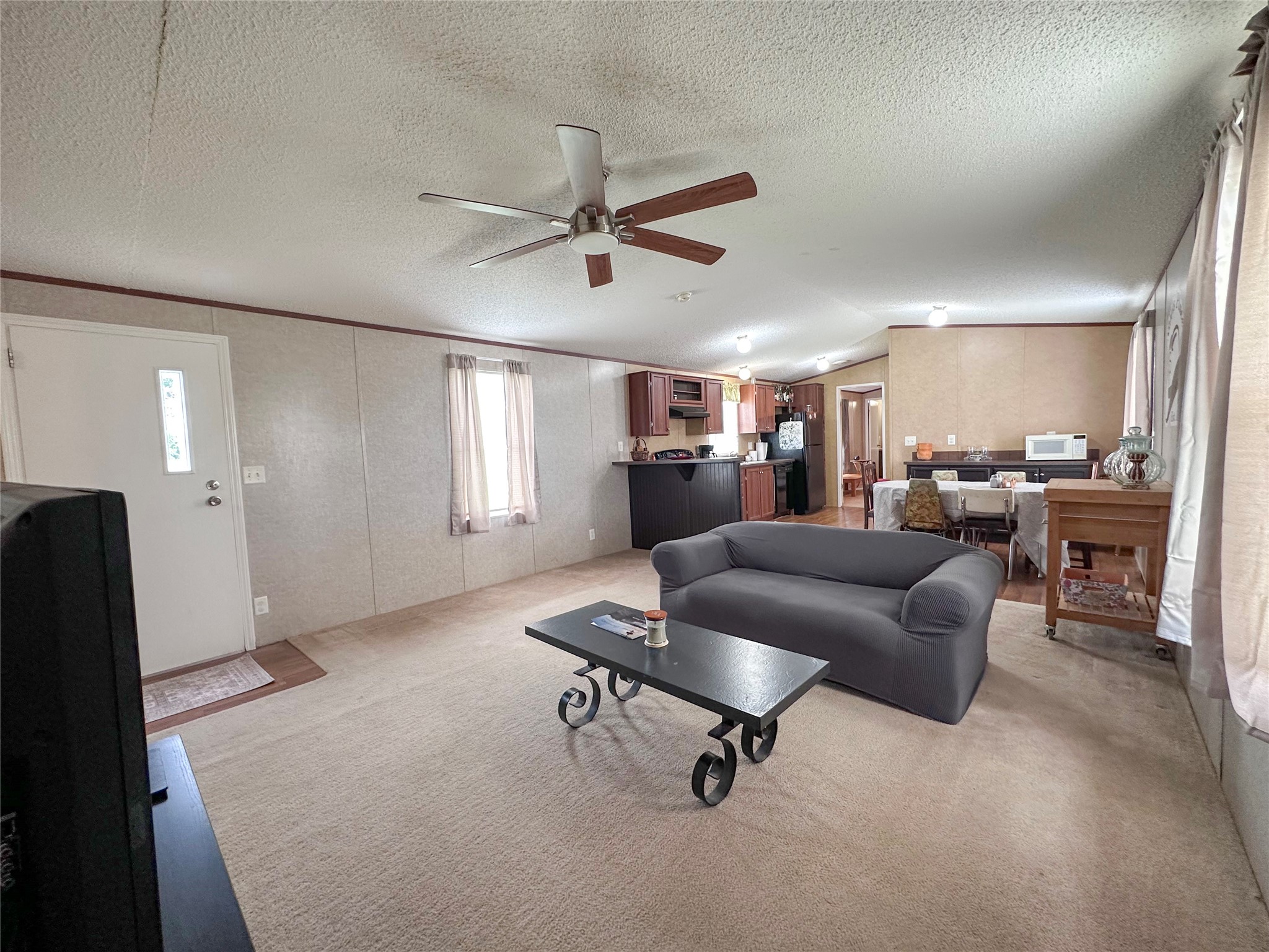 204 County Road 443 Chilton TX 76524