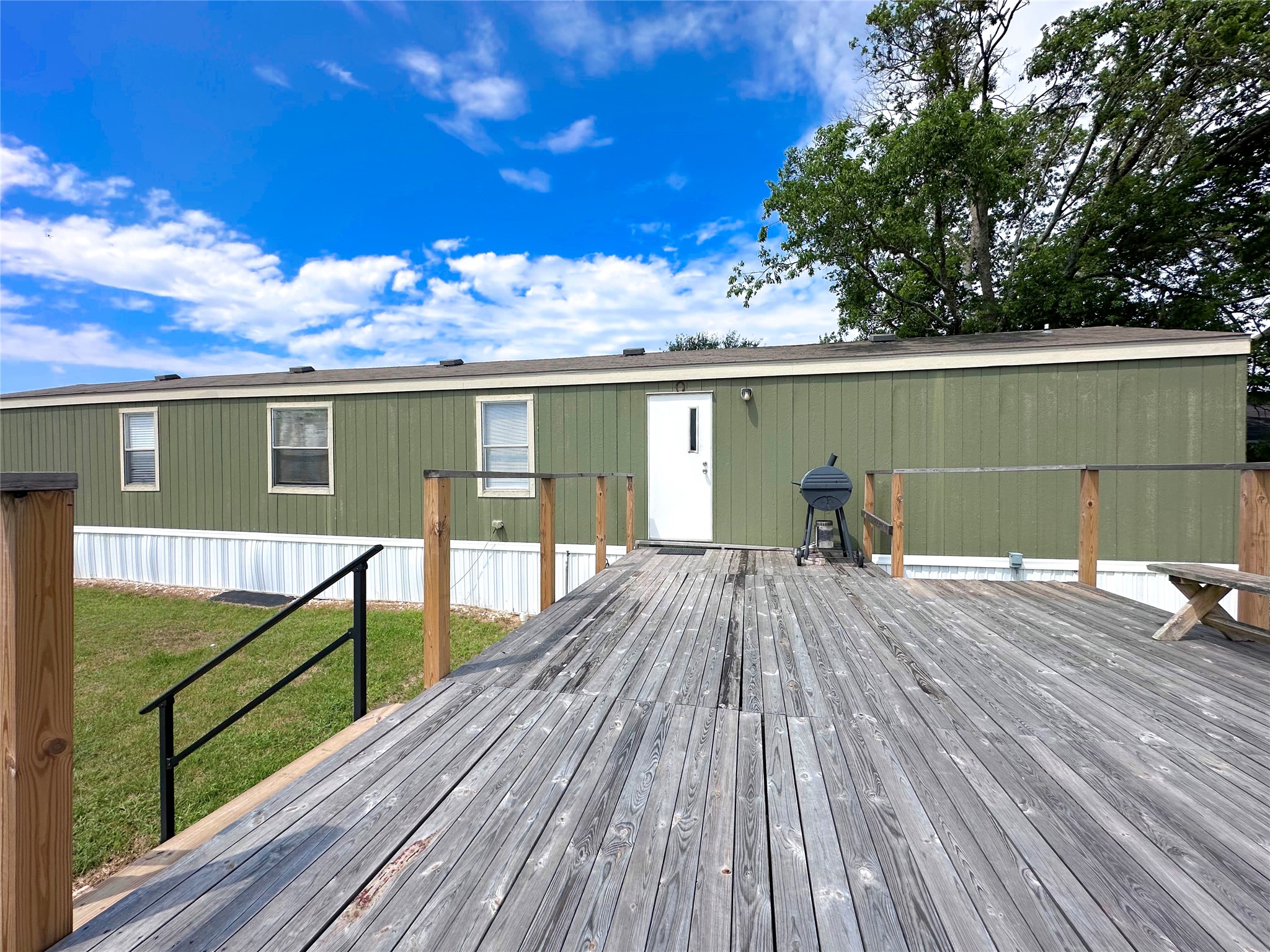 204 County Road 443 Chilton TX 76524