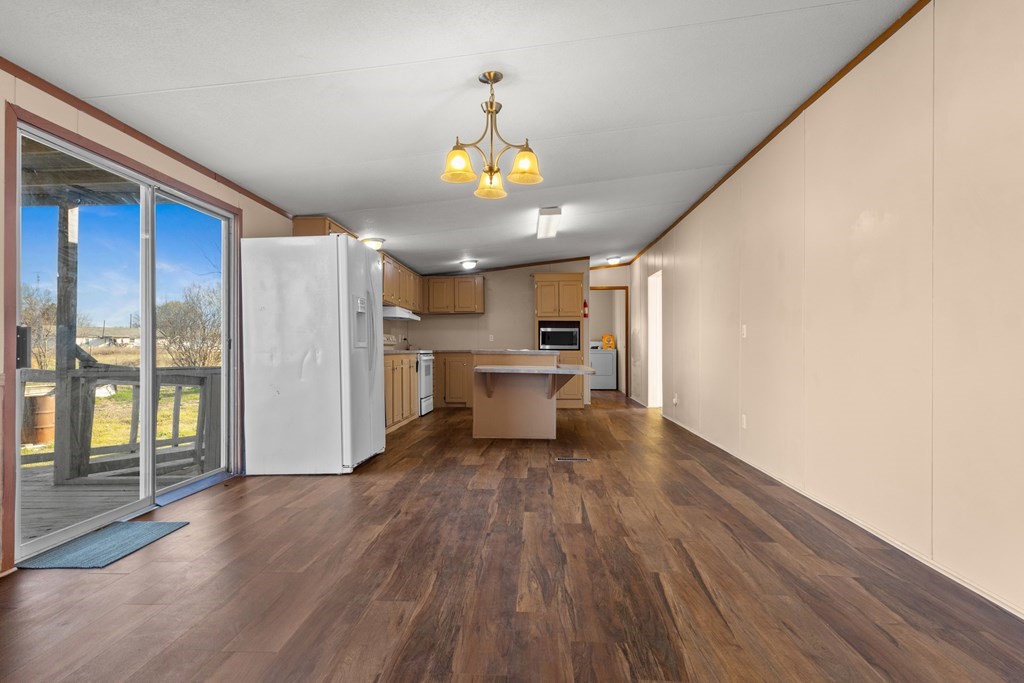 289 Vz County Road 3122 Edgewood TX 75117