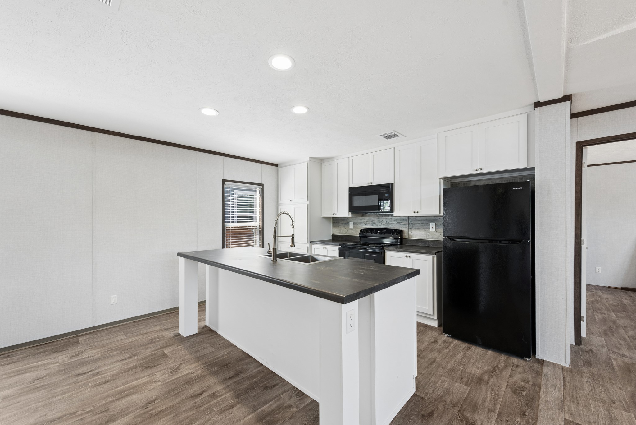 815 Thicket Trail Granbury TX 76048