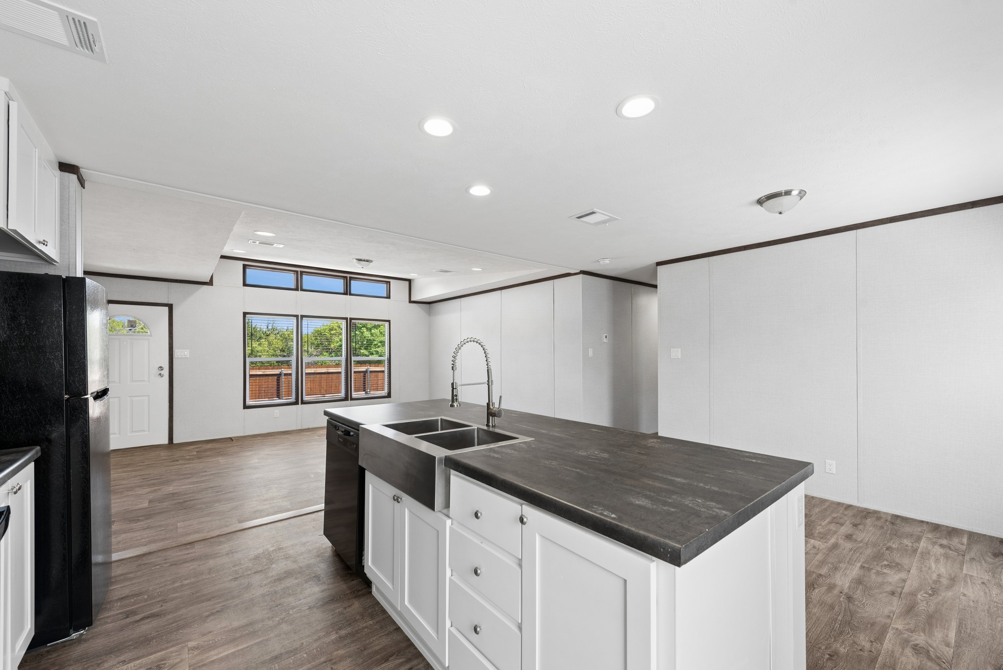 815 Thicket Trail Granbury TX 76048