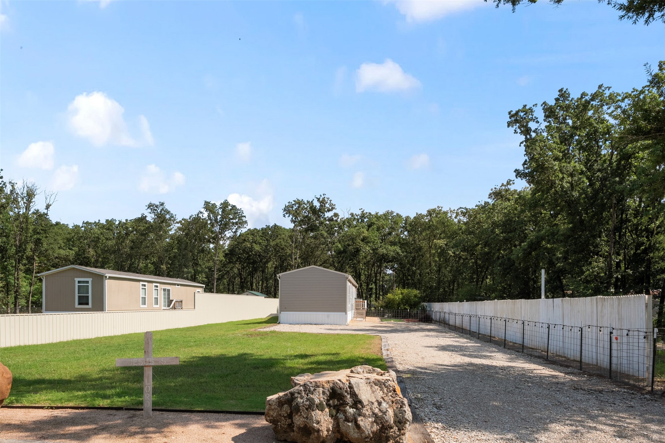 229 Forest Lane Drive Mabank TX 75156