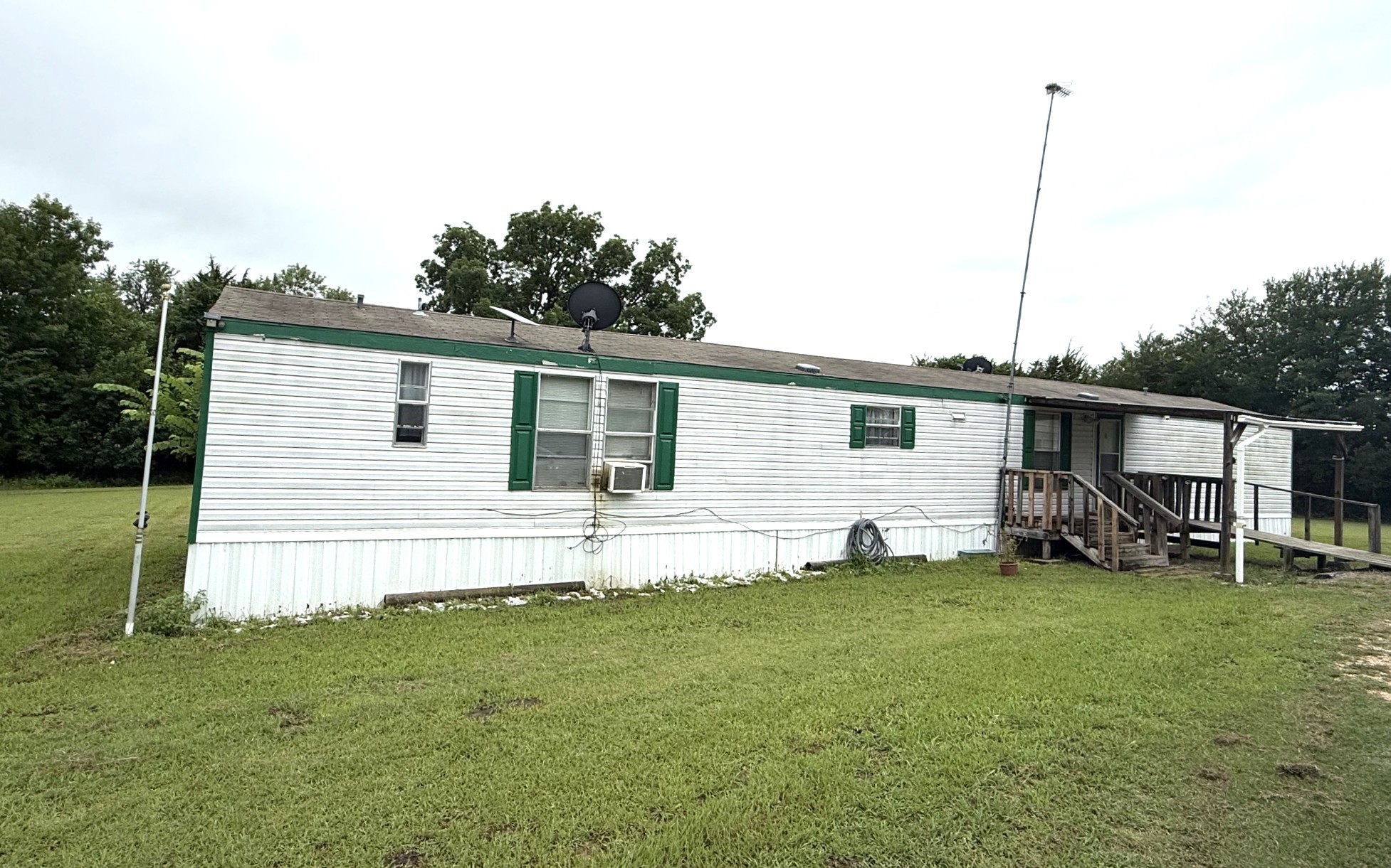 1140 One Mile Lane Bells TX 75414