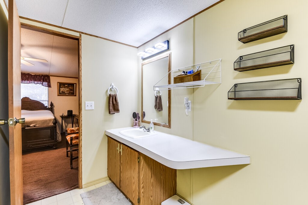 2520 Willow Oak Lane Burleson TX 76028