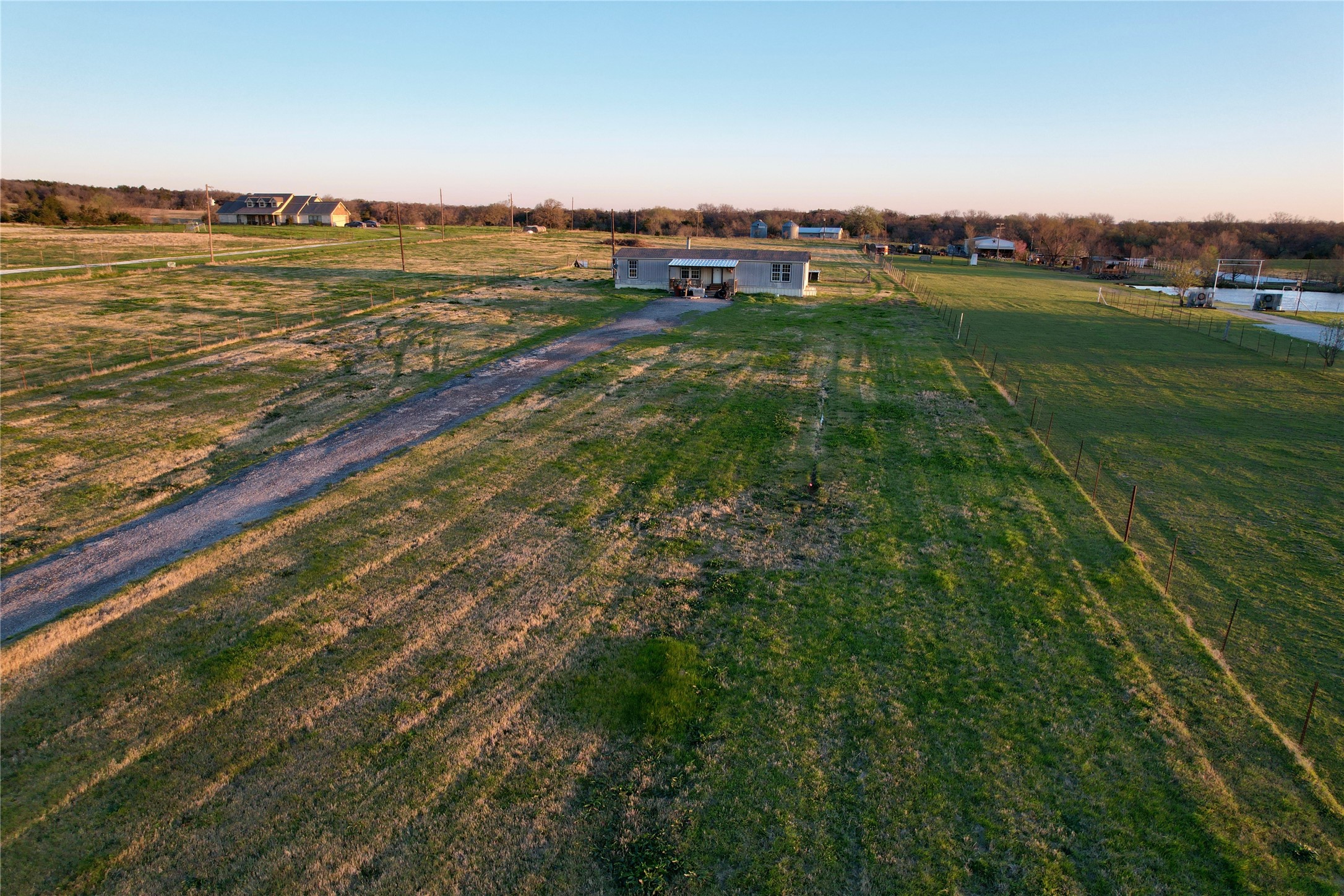 771 County Road 121 Gainesville TX 76240