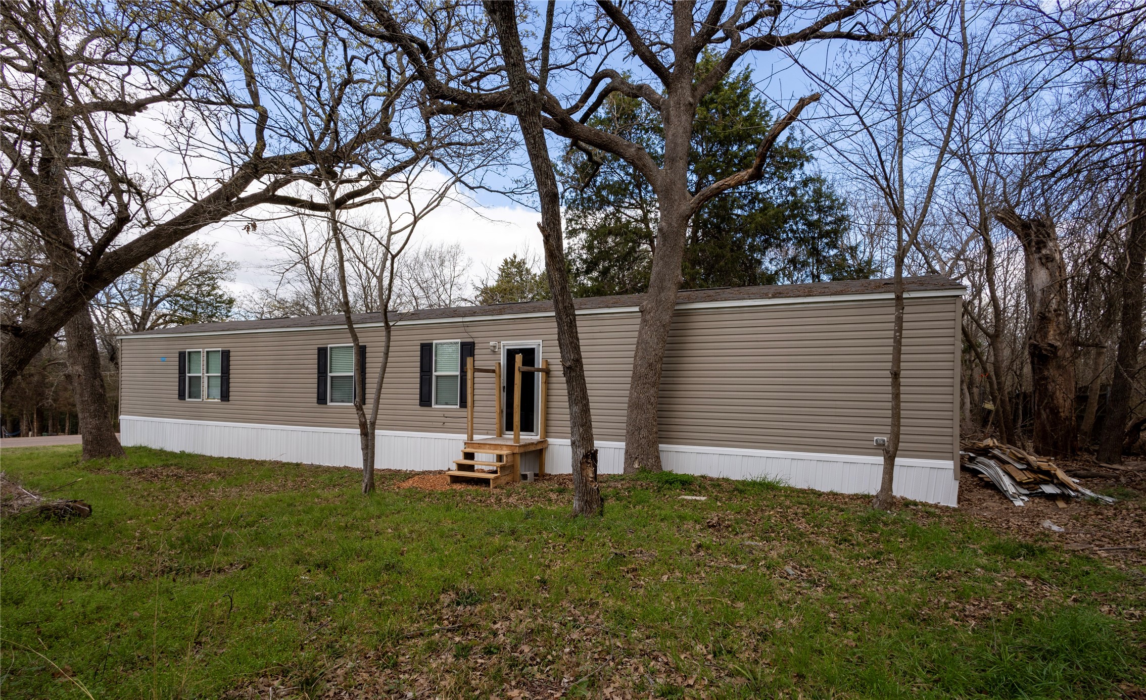 336 N Cherokee Shores Drive Mabank TX 75156
