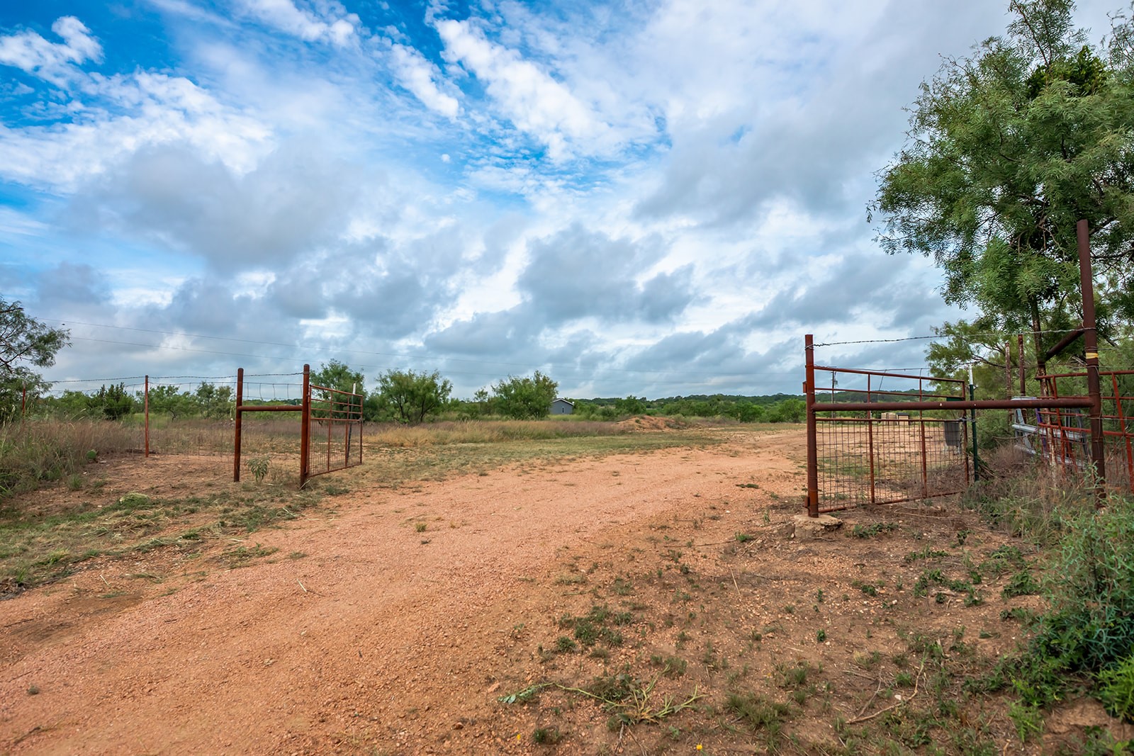 1895 County Road 472 Rochelle TX 76825
