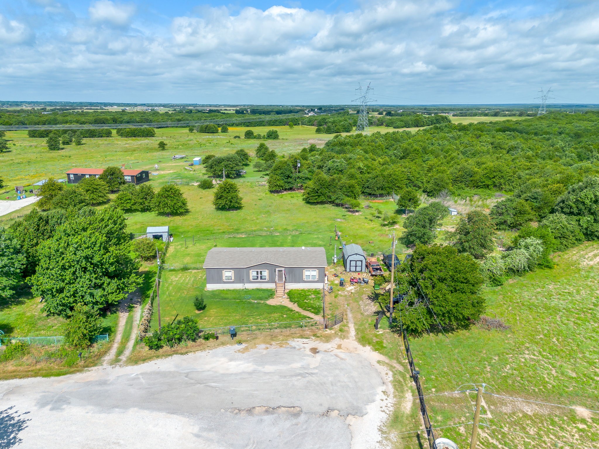 701 Trails Poolville TX 76487