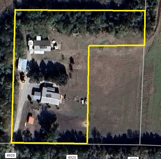 1664 County Road 4925 Trenton TX 75490