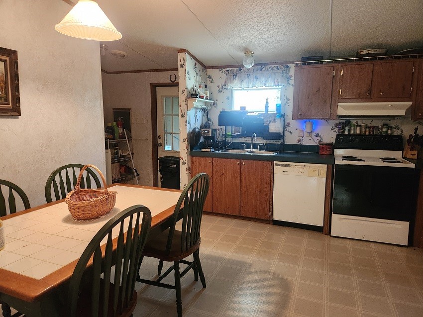 1664 County Road 4925 Trenton TX 75490
