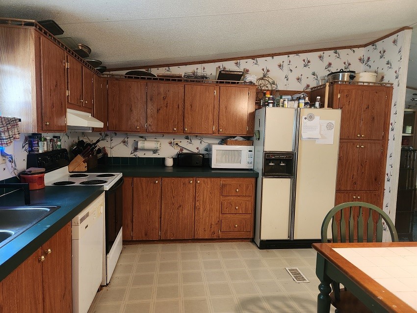1664 County Road 4925 Trenton TX 75490