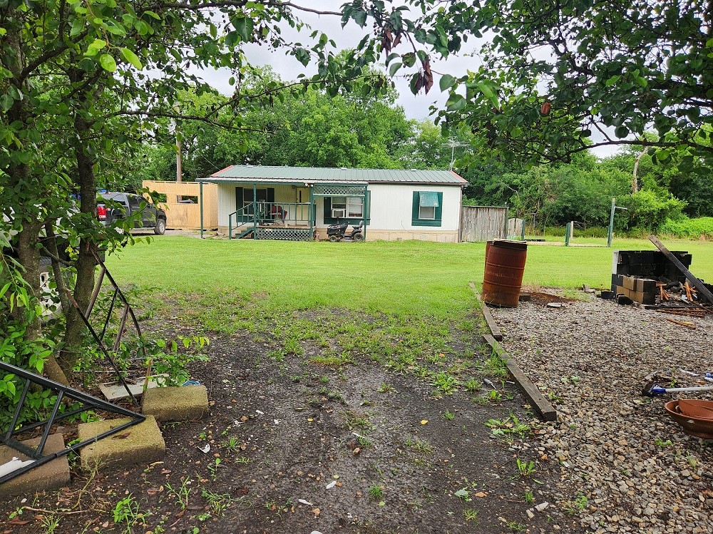 1664 County Road 4925 Trenton TX 75490