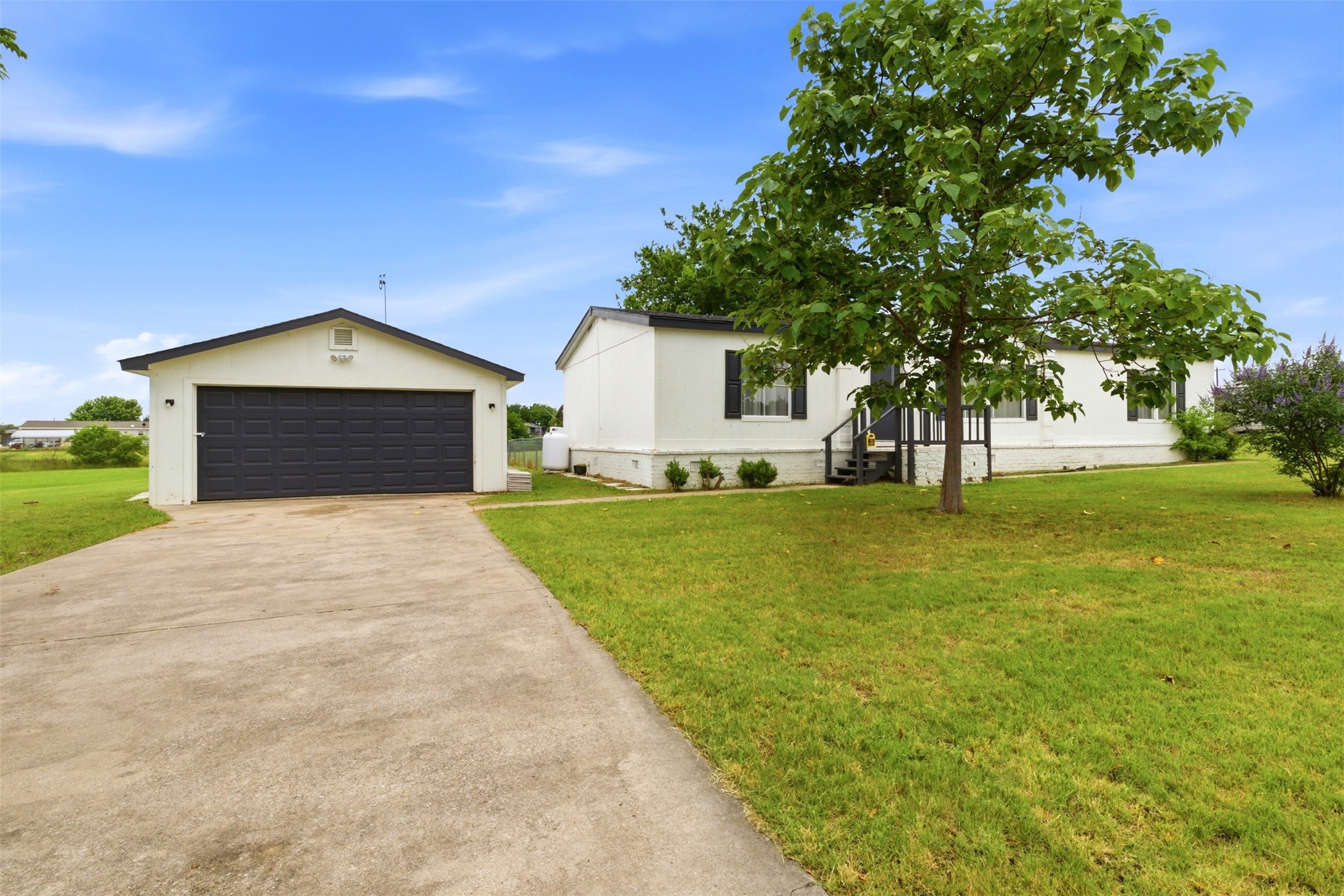 7227 Fm 2622 Ponder TX 76259