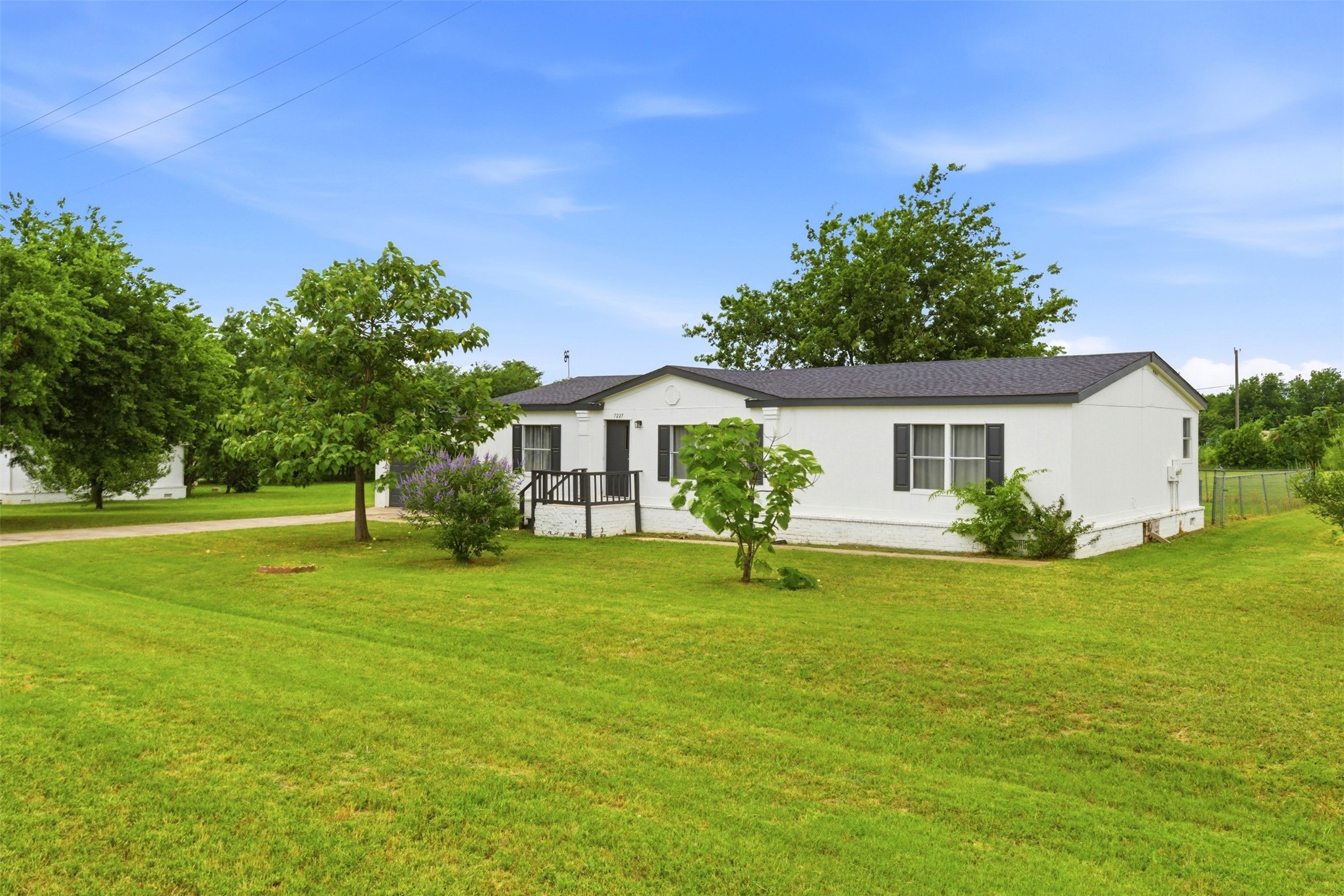 7227 Fm 2622 Ponder TX 76259