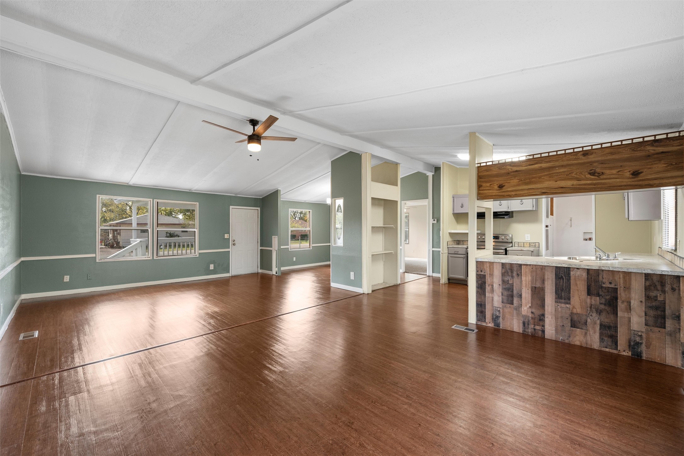 4210 Wheeler Street Bellmead TX 76705