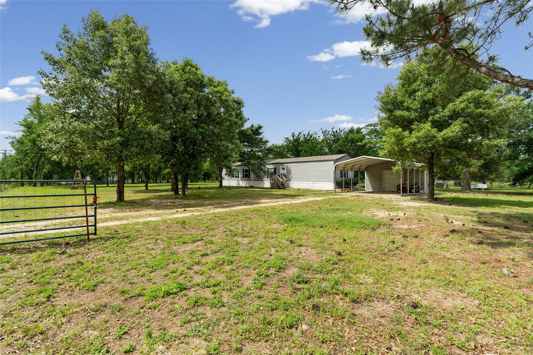 277 Rs County Road 4235 Emory TX 75440