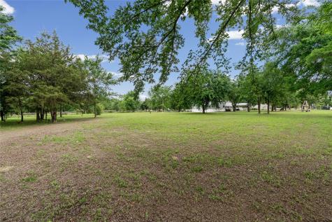 277 Rs County Road 4235 Emory TX 75440