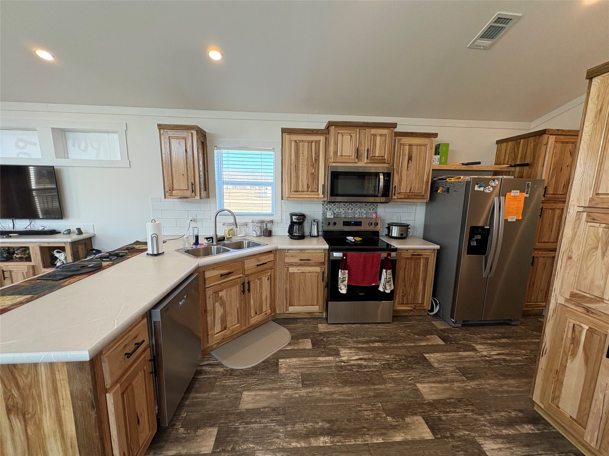786 Holiday Village Drive Quitman TX 75783