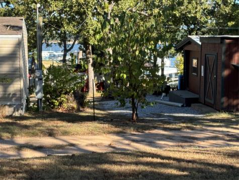 300 Lighthouse Drive Pottsboro TX 75076