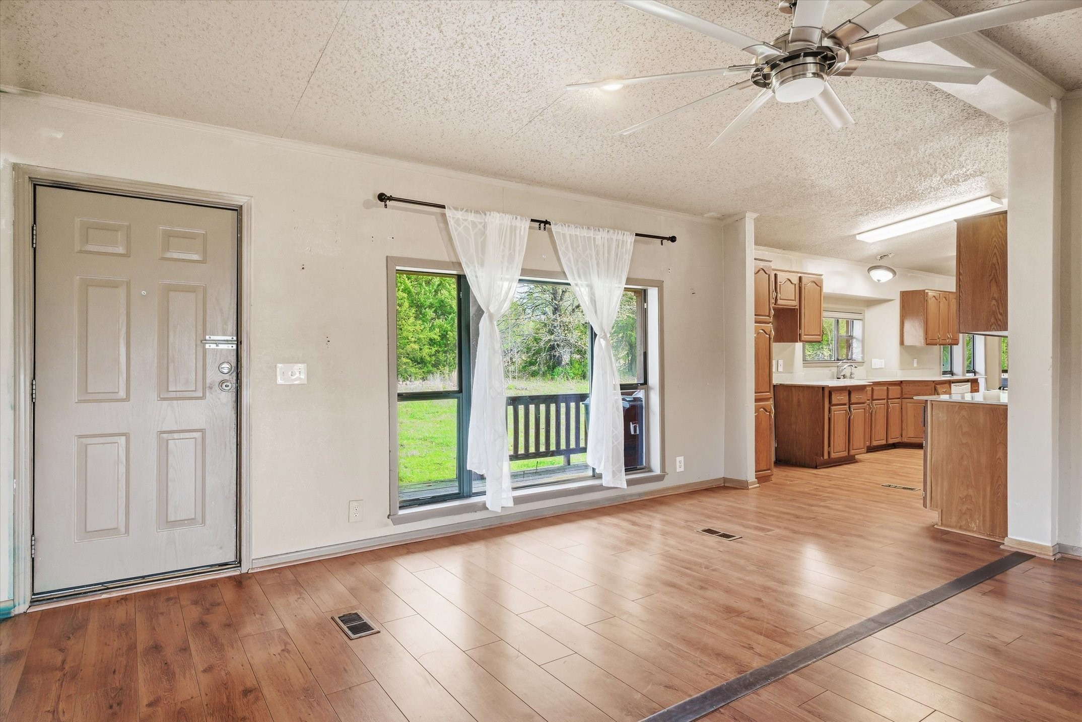 25294 Highway 80 Grand Saline TX 75140