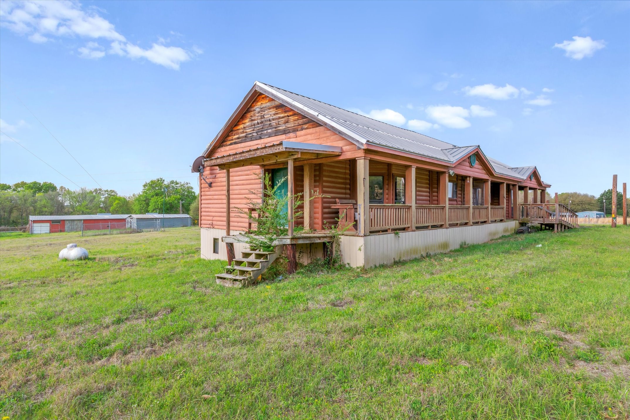 25294 Highway 80 Grand Saline TX 75140