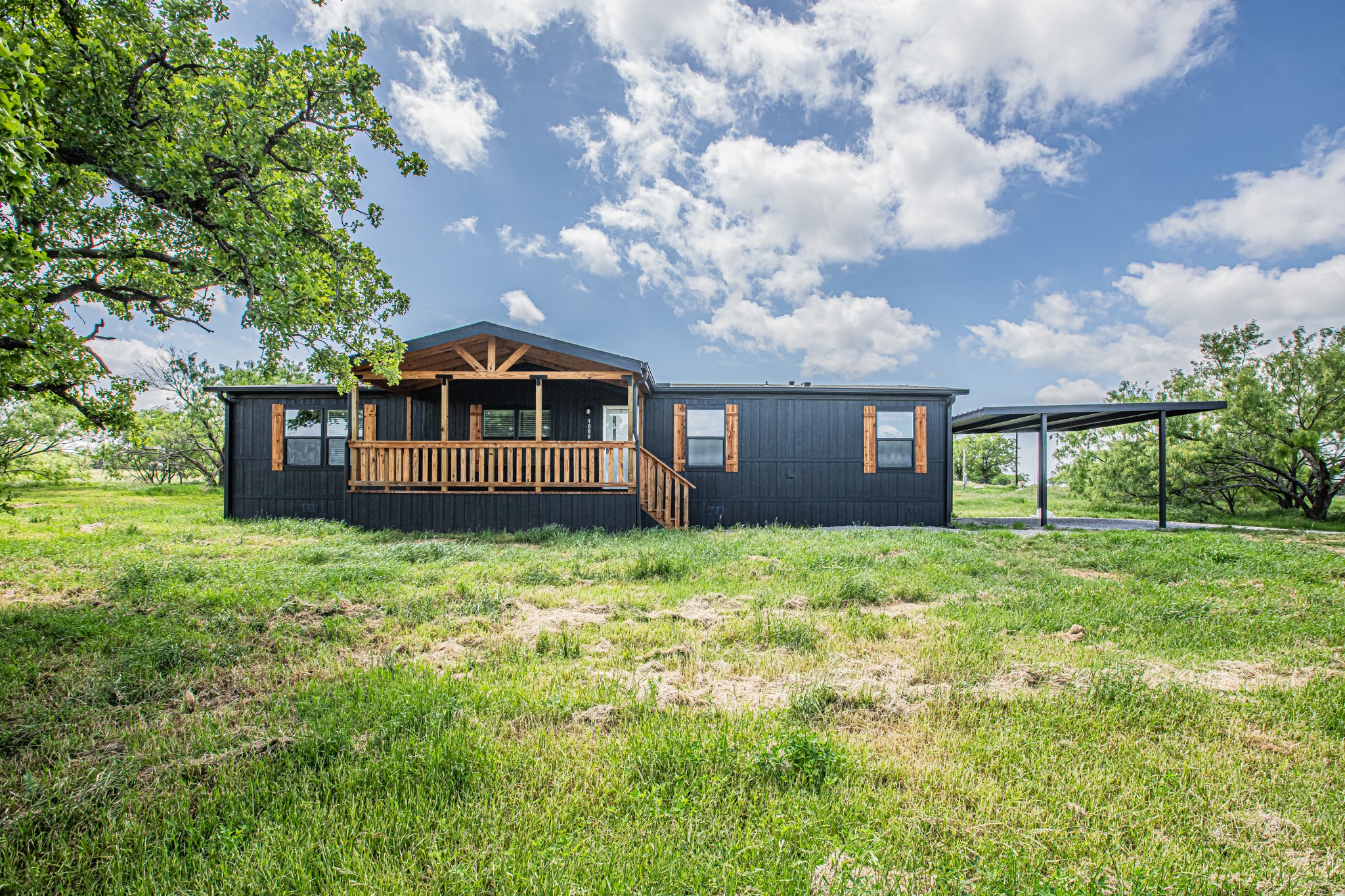 1000 Carnagie Road Poolville TX 76487
