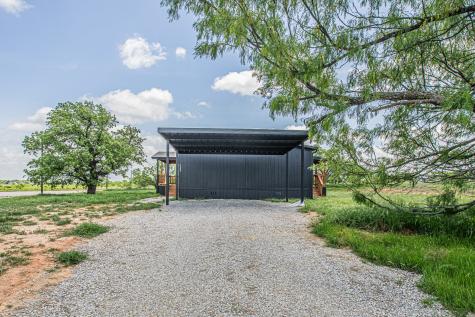 1000 Carnagie Road Poolville TX 76487