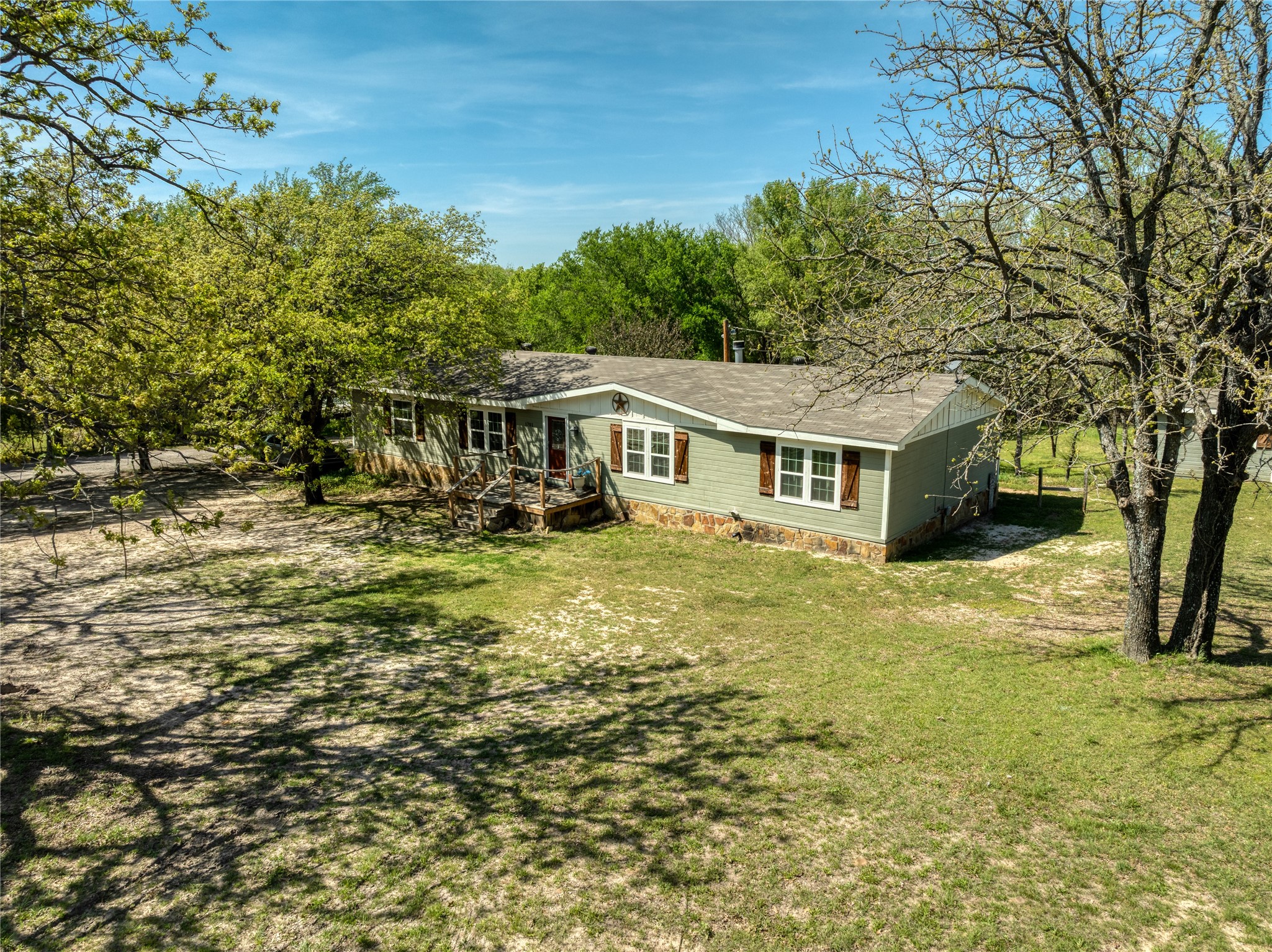 1701 Central Road Weatherford TX 76088
