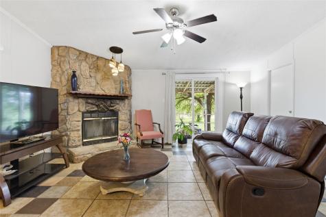 134 Private Road 4523 Decatur TX 76234