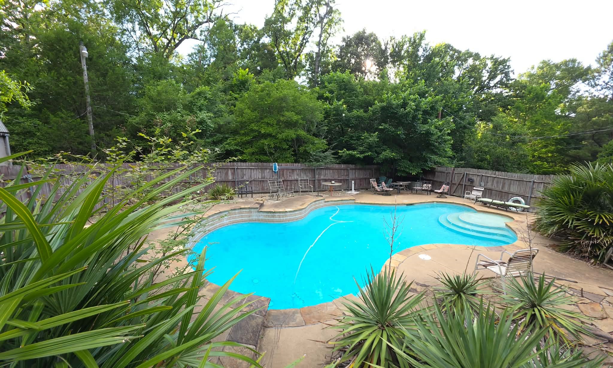 180 An County Road 2227 Tennessee Colony TX 75861